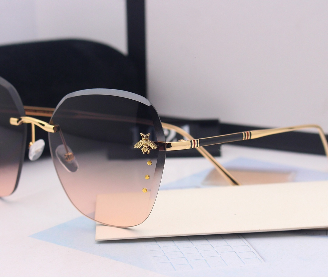 2023 Summer Little Bee Rimless sunglasses Fashion women Sun glasses Goggle Glass Style UV400 Option with Box258E