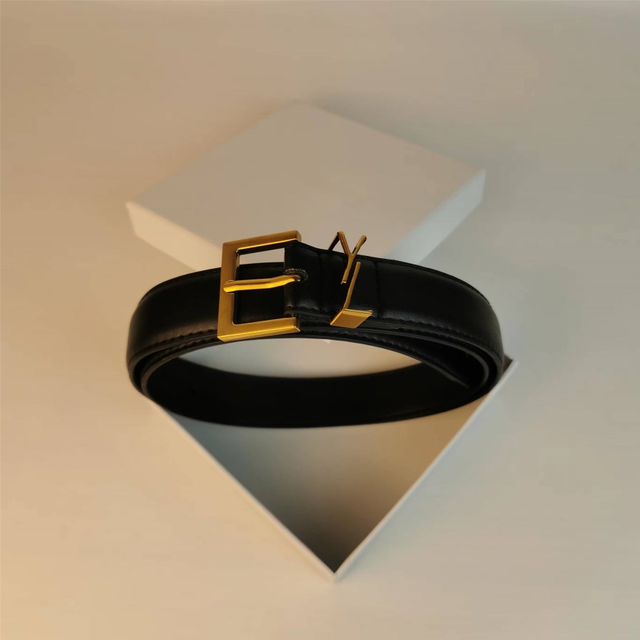 Luxus -Designergürtel für Frauen echtes Leder -Kuhspannenbreite 3cm Männer Designer Gürtel Bronze Schnalle Silber Frauen Bund Cintura 4551