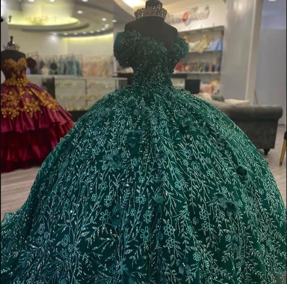 Hunter green Quinceanera Dresses Crystals Beaded Corset Back Off Shoulder Flowers Sweet 16 Princess Party prom gown Vestidos