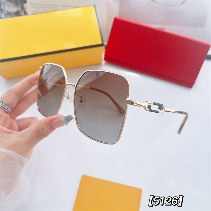 Polaroid Femme Lunettes de soleil Designer Summer Driving Sungass Mens Mens Luxury Designers Sun Sun Full Frame Eyeglass Women F Eyewear3140