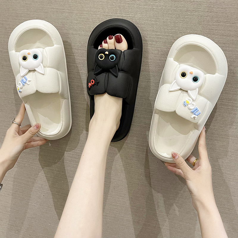 Home Shoes Online Red Feet feeling Slippers White Black Summer ins Fashion Outwear Cute Cats Home Soft Sole Sandals Factory Direct Sales