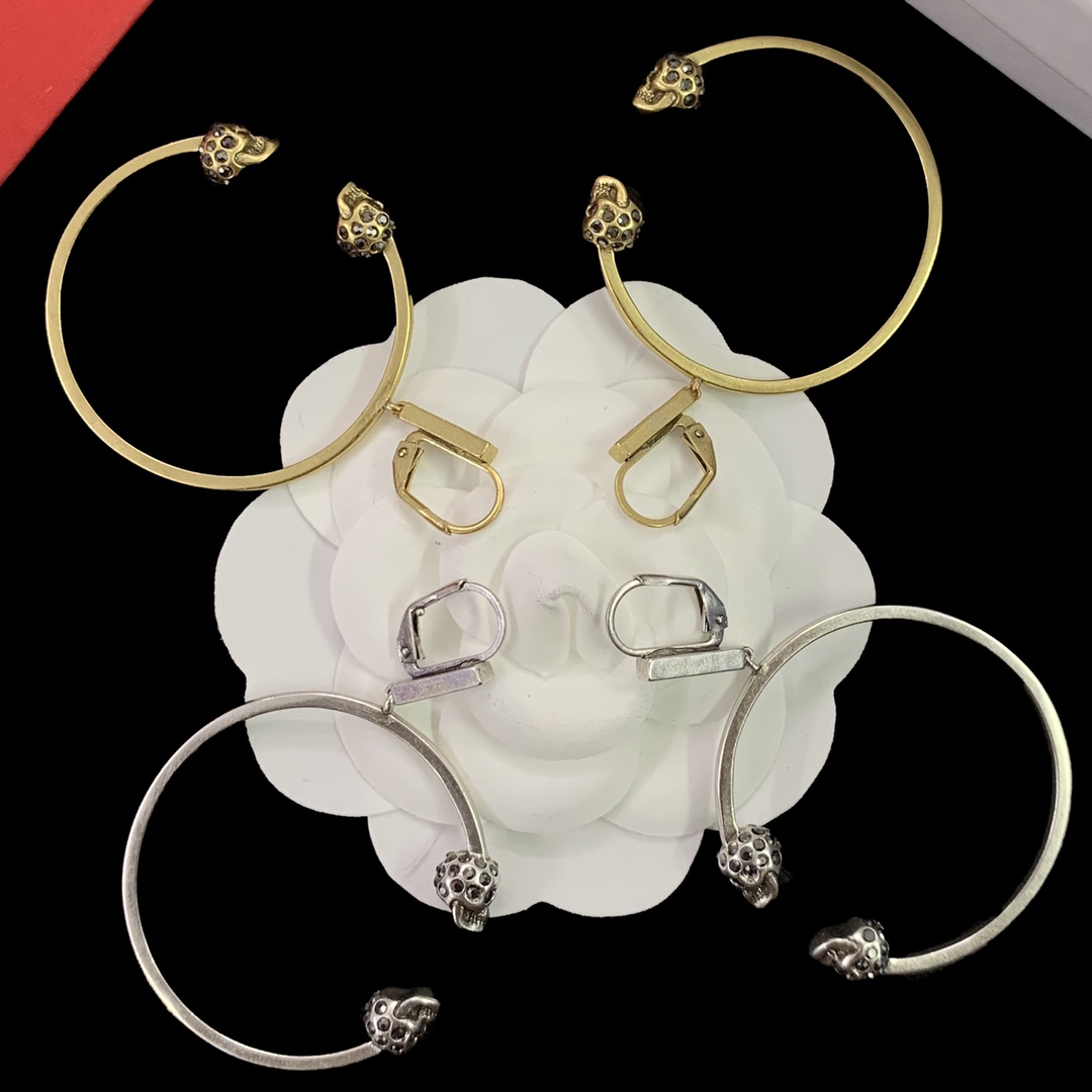 Hoop Hyperbole Earring Ear Studs Skeleton Double Skull Hoops ￶rh￤ngen Kvinnor Hiphop Rock Punk Ear Cuff Smyckesdesigner Me3 --03