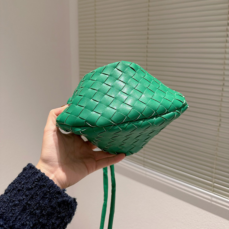 Shopping Bag Turn Crescent Clutch Bag Early Spring Series Dumpling Wrap Can Be Carried By Hand  Handheld New 2023 Famous Designer Brands Fashion