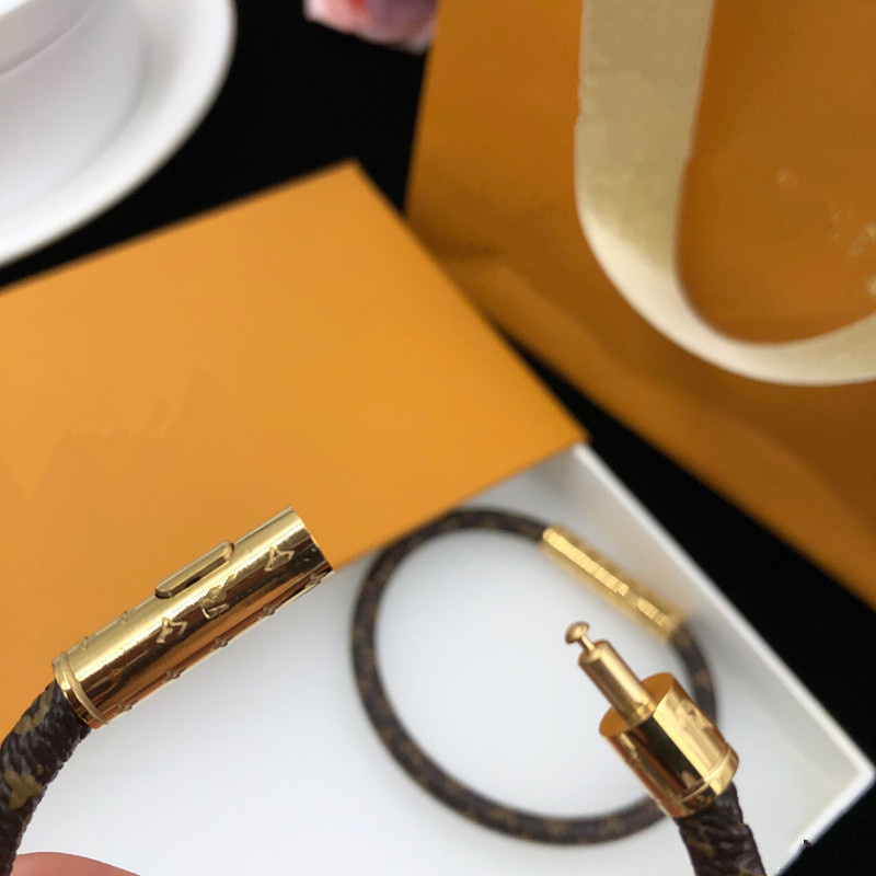 With BOX Women Men Leather Bracelets Brown Old Flower Letter Lover's Charm Bracelet Bangle Gold Color Jewelry Accessories 17/19CM Option