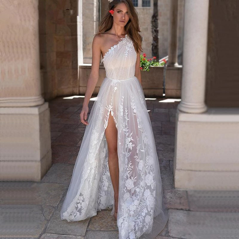 Bohemian High Side Slit Wedding Dress Sexy One Shoulder Backless Lace Appliques Tulle Bridal Gowns Robe De Mariee 2022