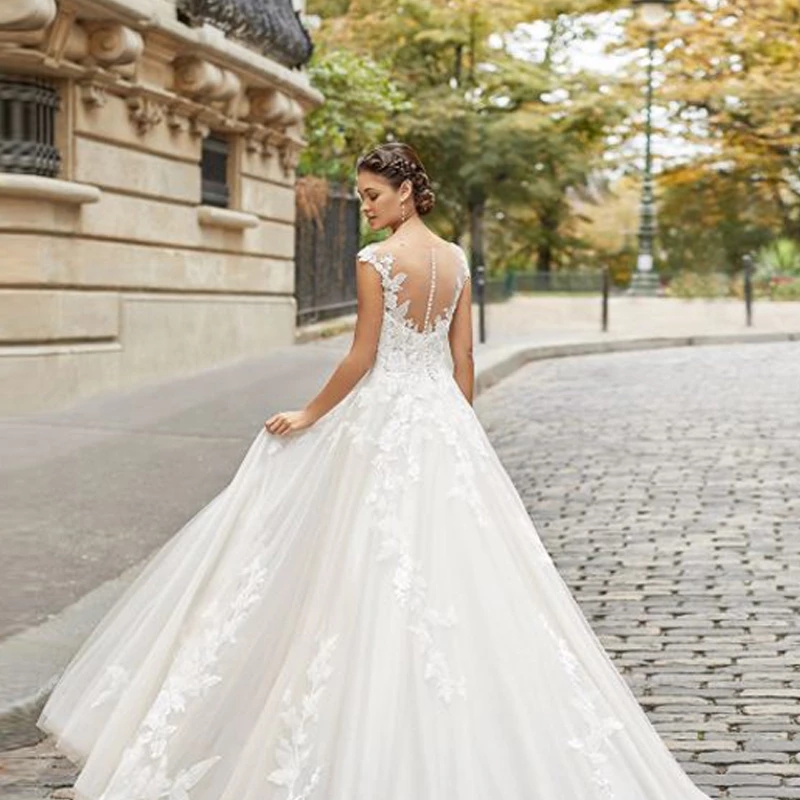 Robes de mariée élégantes A-ligne Bateau décolleté dentelle appliques mancherons robes de mariée 2022