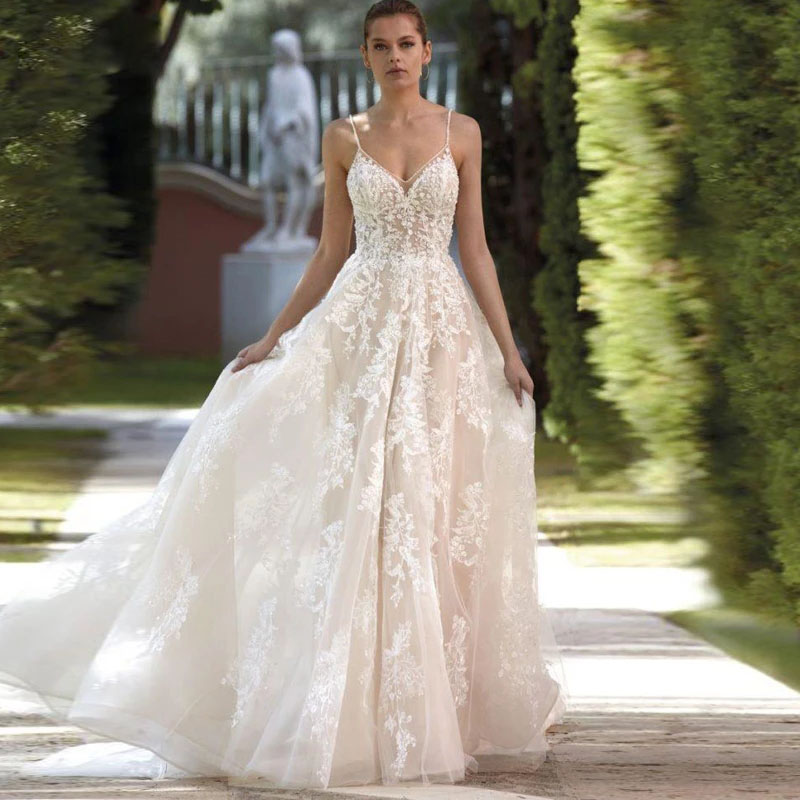 Vestido De Novia 2022 A-Line Cloak Wedding Dress Luxurious 3D Lace Applique V-neck Regular Spaghetti Bride Dress