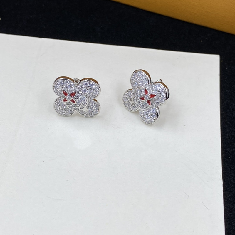 With Boxes Luxury Women Fashion Stud Earrings Designer Flower Studs Retro Pendant Quality Engagement Earring For Lady Wholesale 