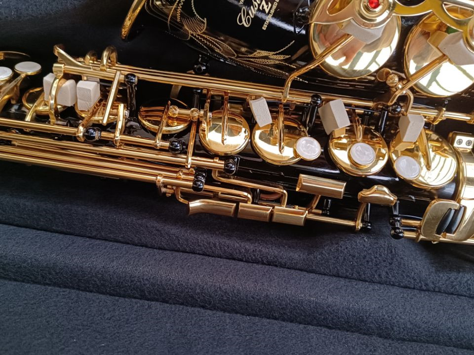 Japan helt ny svart yas-82z altsaxofon e-platt guldpläterad nyckelproffs sax med munstycke läderfodral och tillbehör musikinstrument