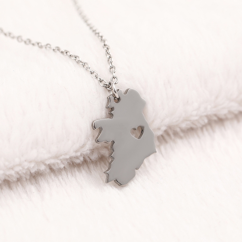 Tiny Heart Ireland Map Solid Stainless Steel Necklace European Northern Irish Country Charm Chain Necklaces for Hometown Irishman Gifts