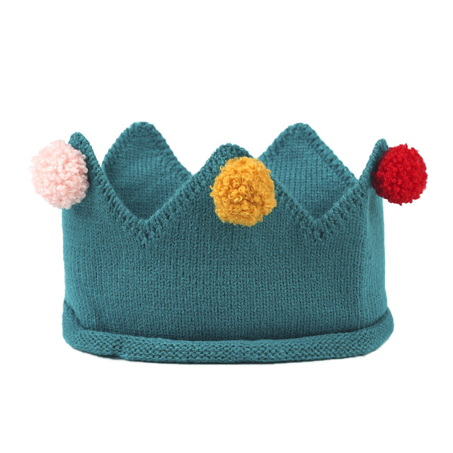 2022 bébé chapeau filles couronne boule tricoté casquette enfant en bas âge vide haut chapeaux nouveau-né laine fil Bonnet enfants solide bonnets Casquette