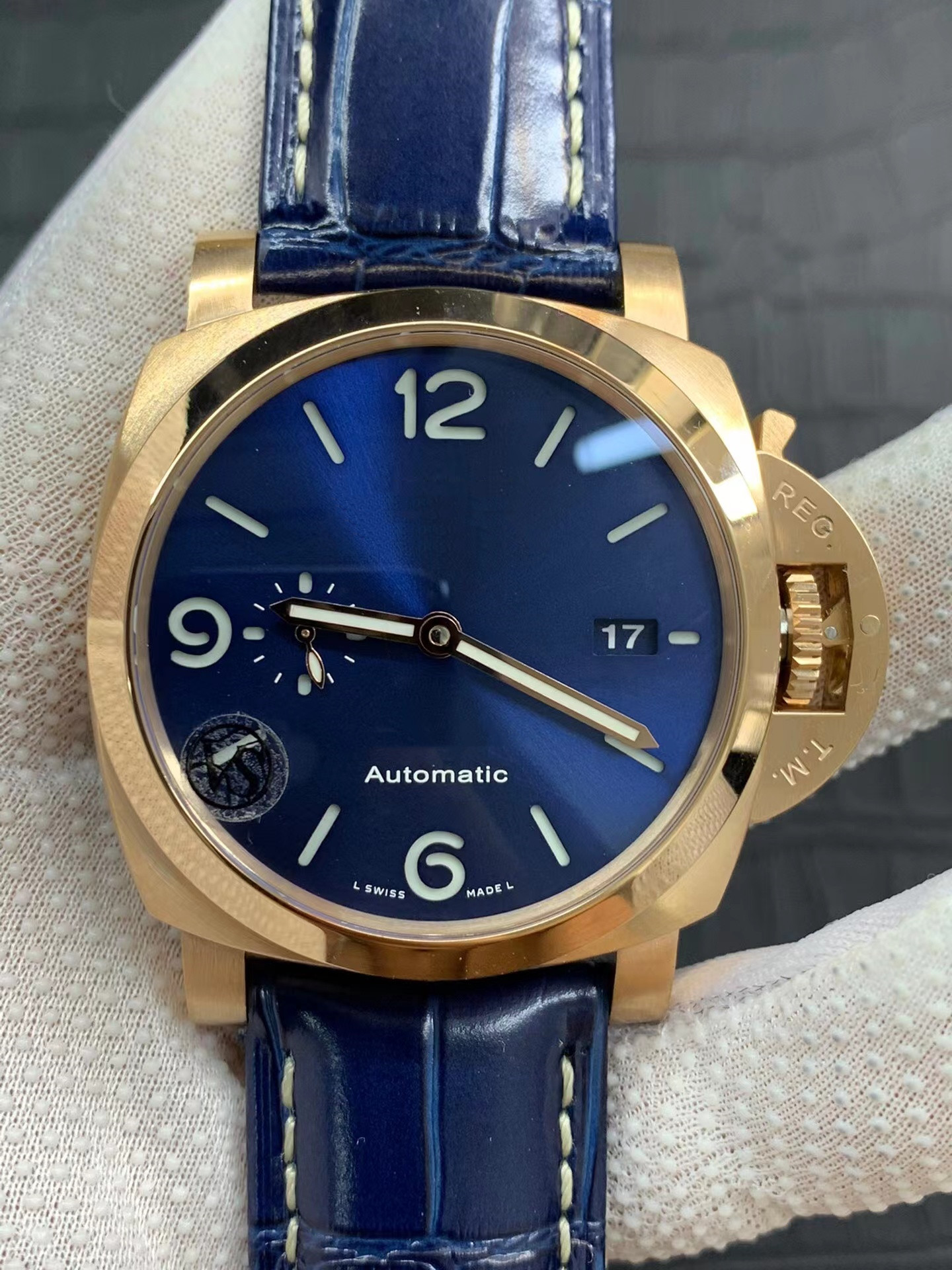 VS PAM438-PAM1039-PAM692-PAM1056 avec un boîtier en fibre de carbone classique légendaire veilleuse en verre saphir miroir étanche228e