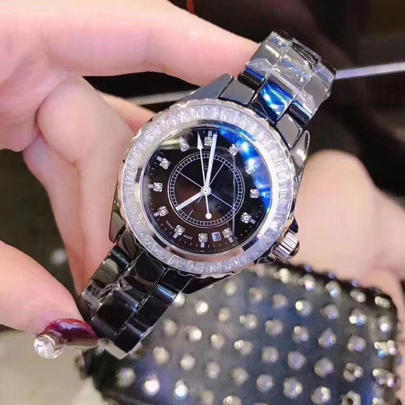 luxury Wristwatches Men Women Couple Watch Luxury Ceramics Sports Quartz Wristwatch Black White Ceramic Classic Vintage Lady Girl 2678