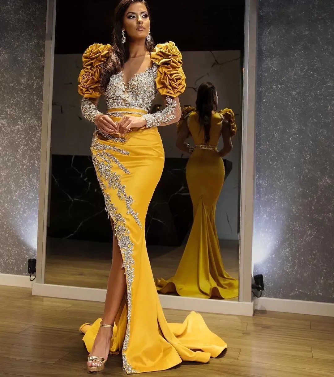 Bright Yellow Satin Mermaid Prom Dresses Sheer Neck Vintage Ruched Puff Long Sleeves Lace Appliqued Formal Evening Gowns Aso Ebi Split Sexy Abendkleider CL1589