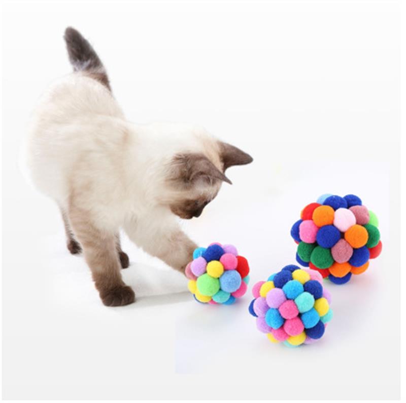 Pet Cat Toy Renkli Güzel El Yapımı Çan Bouncy Ball Cat Etkileşimli Oyuncaklar Eğlence ve Eğlence İçin Harika