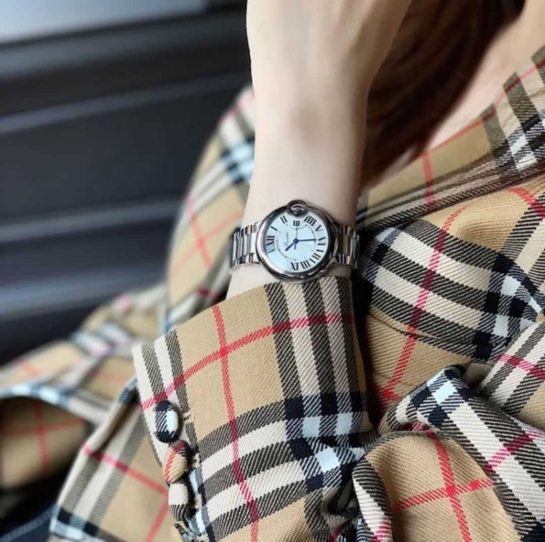 المصممون الرجال C يشاهد ساعة Wristwatch الفاخرة C Needle Luxury Wrist Watch Men Women High Blue 2824 Machine Male Temale M 99Co