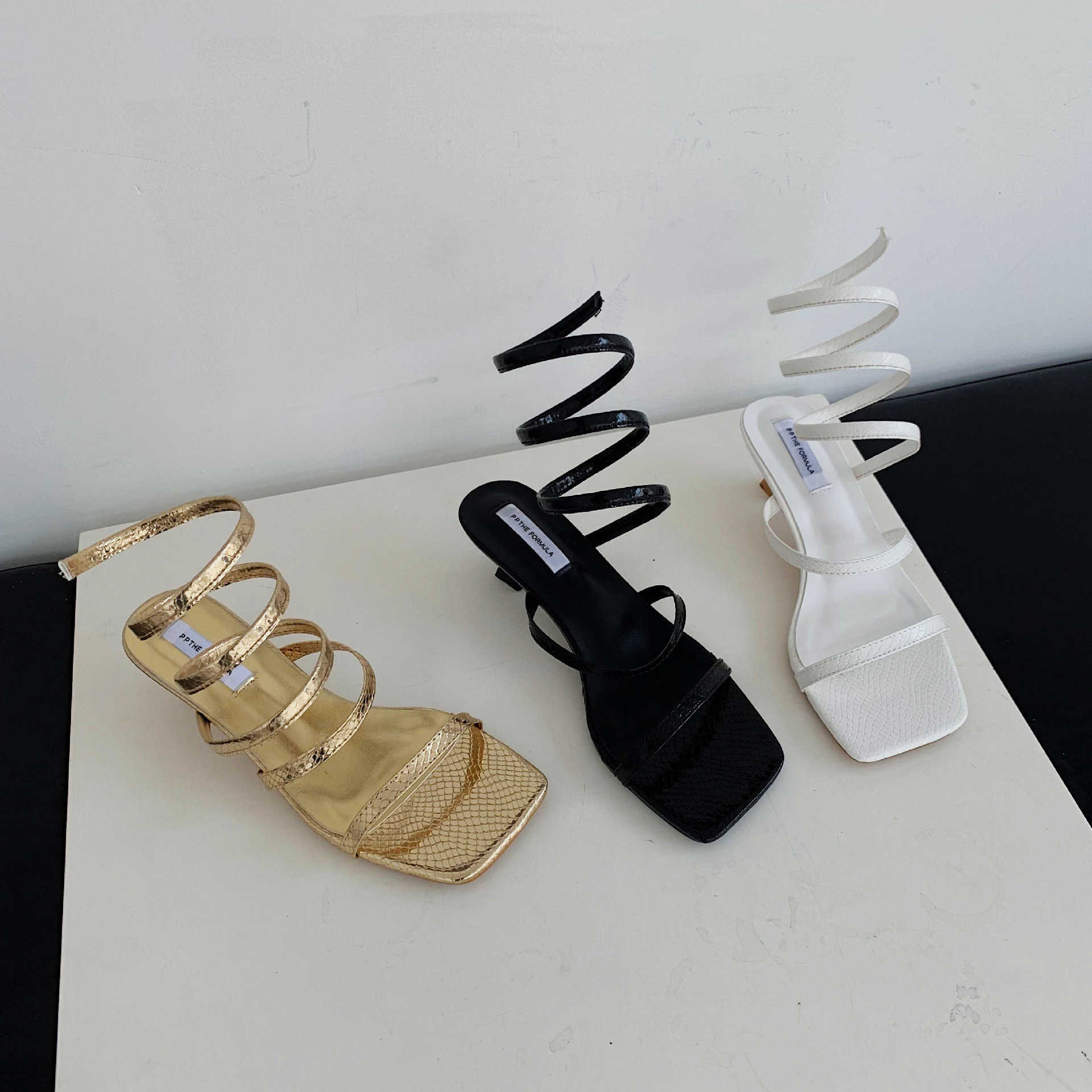 Sandals 2022 New Fashion Gold Women Sandals Black Narrow Band Rome Sandal Gladiator Summer Sexy Spiral Strap Heeled Sandals White Hot T221209