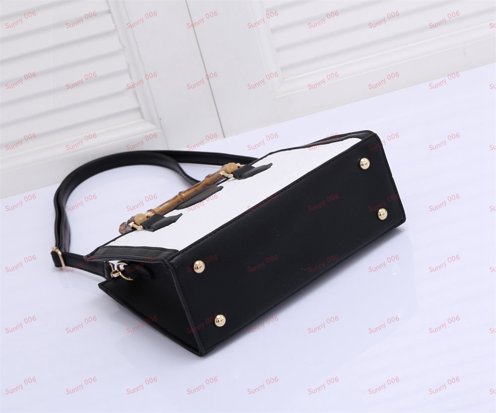 Luxury Totes Shoulder Bag Messenger Multi Color High-Capacity Embossed Pattern Designer Bamboo Joint Two Handed Handle Handbags