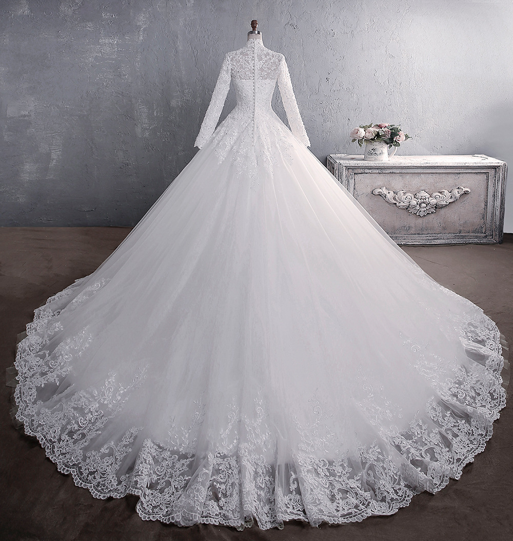 Dubai Arabic Lace Appliqued A Line Wedding Dresses With Long Sleeves High Collar Beaded Muslim Bridal Gowns Sweep Train Buttons Back Modern Vestidos De Novia CL1599