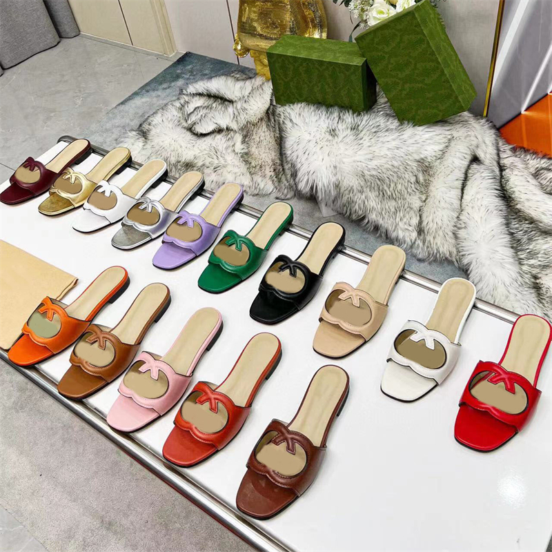 Nya mode damer tofflor designer platt sandaler läder casual strand flip-flops ruta 35-43