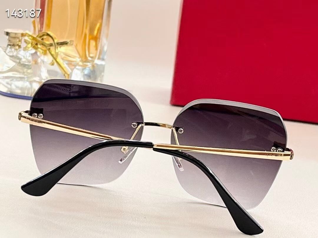 Fashion eyewear luxury designer sunglasses oversized square stylish women sunglasses uv proof clear lenses solid frame with case box143187