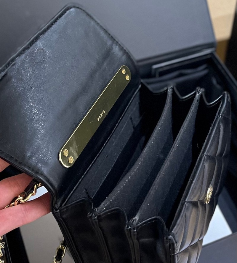 Luxurys Designer Bags metal chain gold silver Handbag Genuine Leather bag Flip cover Diagonal Messenger Crossbody Handbag Womens Banquet Shopping 2022 Hot 16/12 cm