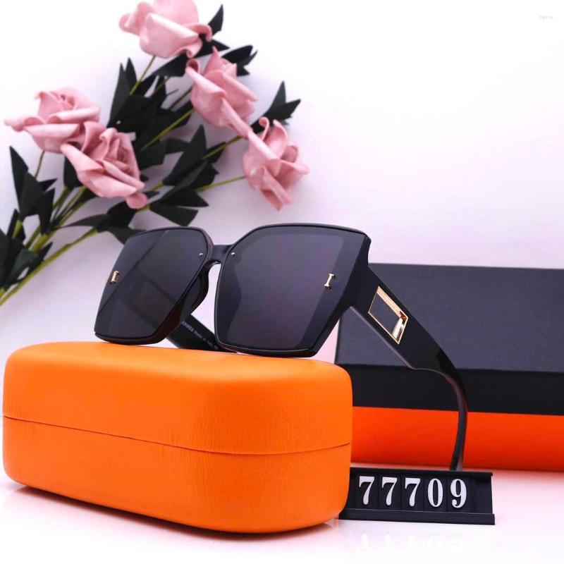 Solglasögon Fashion Par Luxurys Designers For Women Mens Designer Sun Glasses Outdoor Drive Holiday Summer Polarized Woman Sung212o