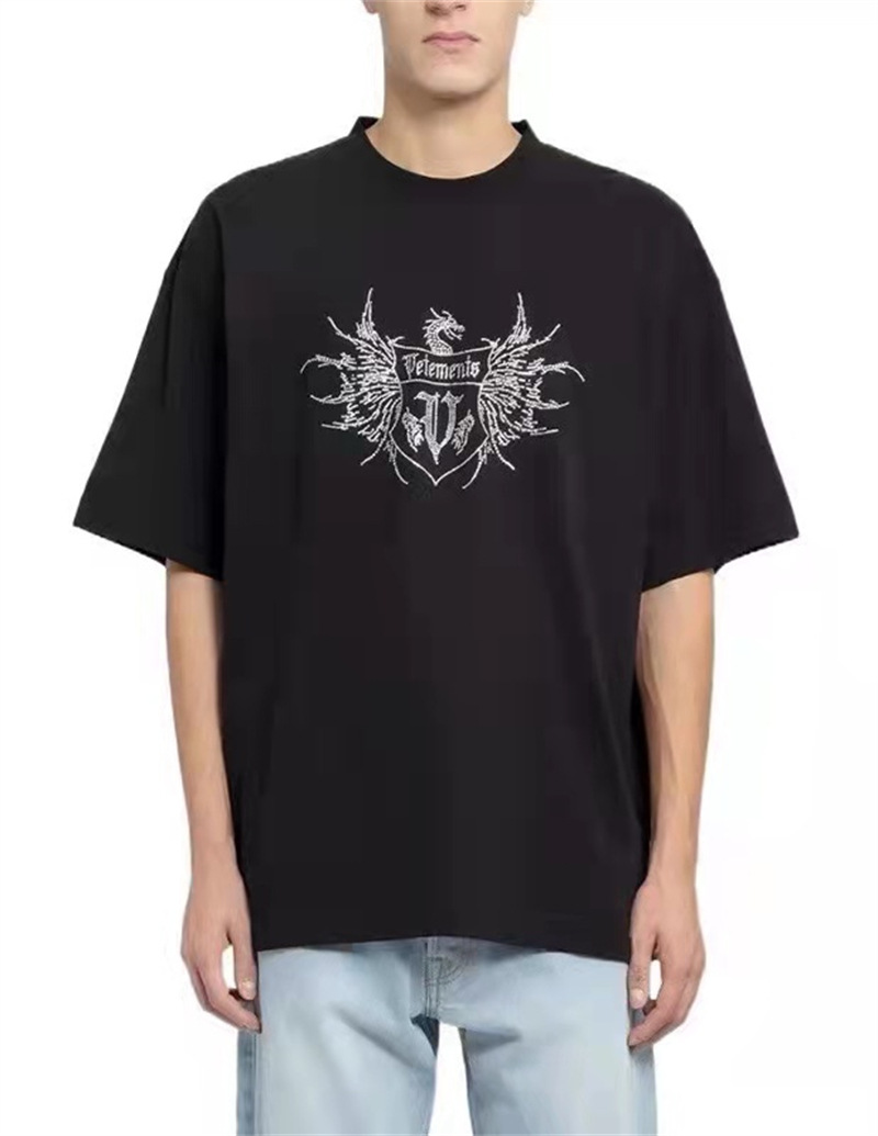 Heren t-shirts 22SS pterosaur een totem diamant logo Letter Losse ronde nek korte mouw paar katoen eenvoudige tee zwart blauw