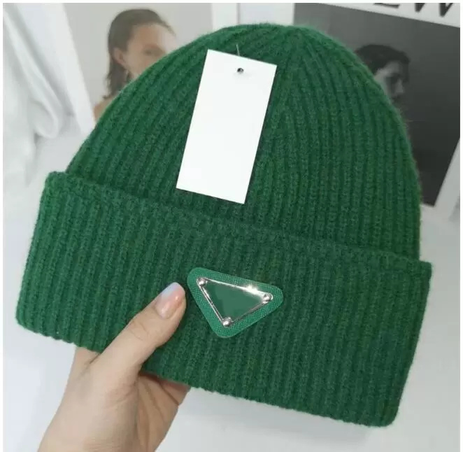 2023 Designer Beanie Luxury Sticke Hat Brand Polaroid Bonnet Cap Men's and Women's Fit Hat Unisex Beanies Cashmere Lett279q