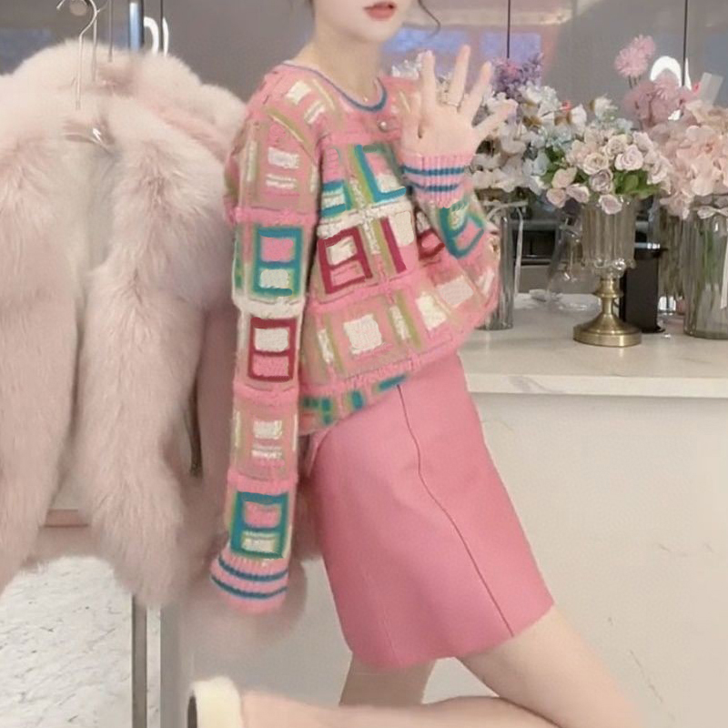 22SS NIEUWE PULLOVER Fashion Women Luxury Designer Sweaters Multi -stijl herfstbrief Dames vrouwelijk Casual Channel Ccbrands trend Cardigan Hollow Out Tops Breid Shirt