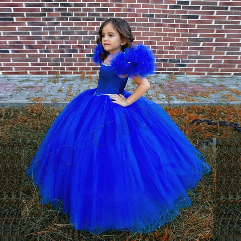 2023 Royal Blue Flower Girls Dresses For Weddings Ball Gown Off Shoulder Short Sleeves Crystal Beads Tulle Birthday Children Girl Pageant Gowns Floor Length