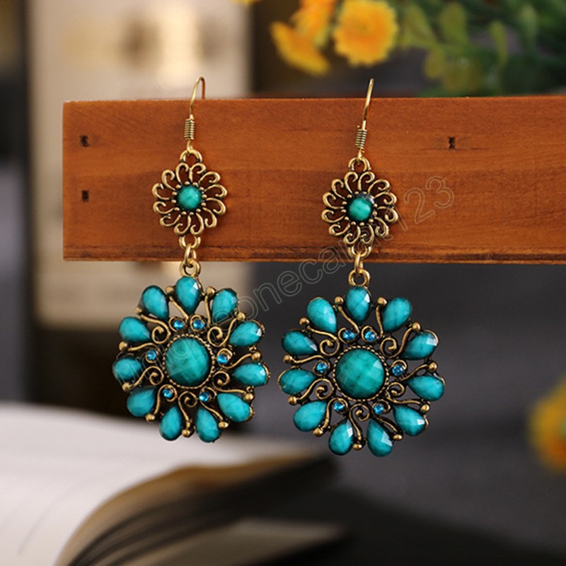 Retro Blue Flower Stone Dangle Earring för kvinnor Solrosform Form Guldfärglegering dinglande örhängen Jhumka Indian Jewelry1784823