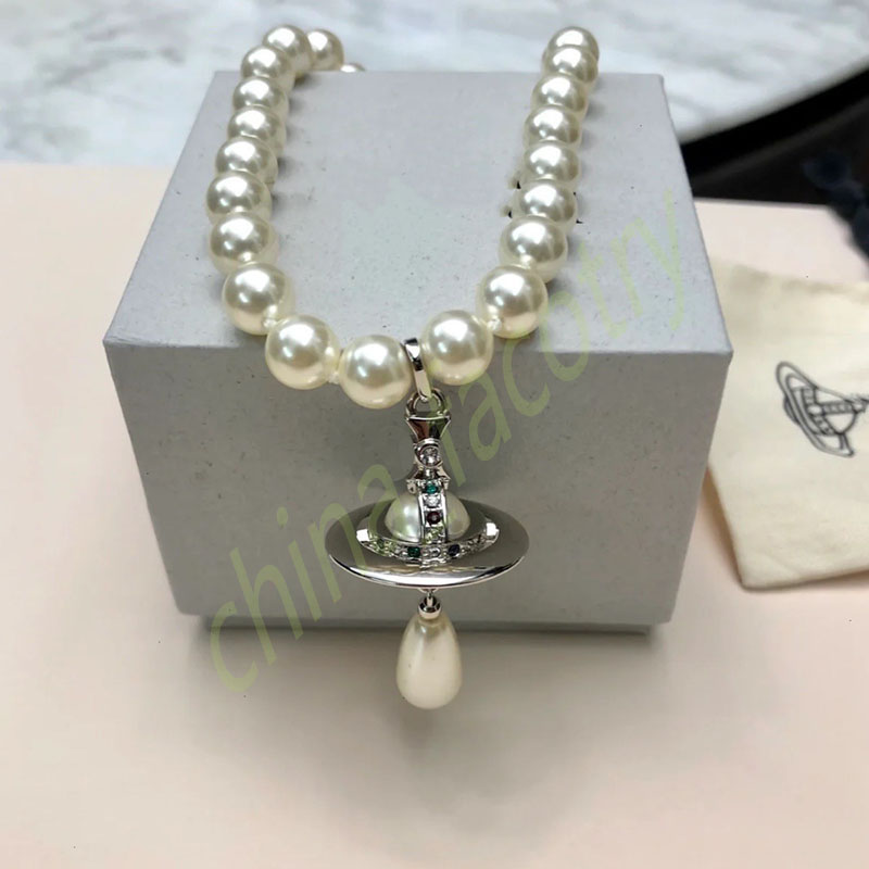 Lyx mode droppe pärlhalsband hänge designer smycken stereoskopisk saturn halsband retro style240i