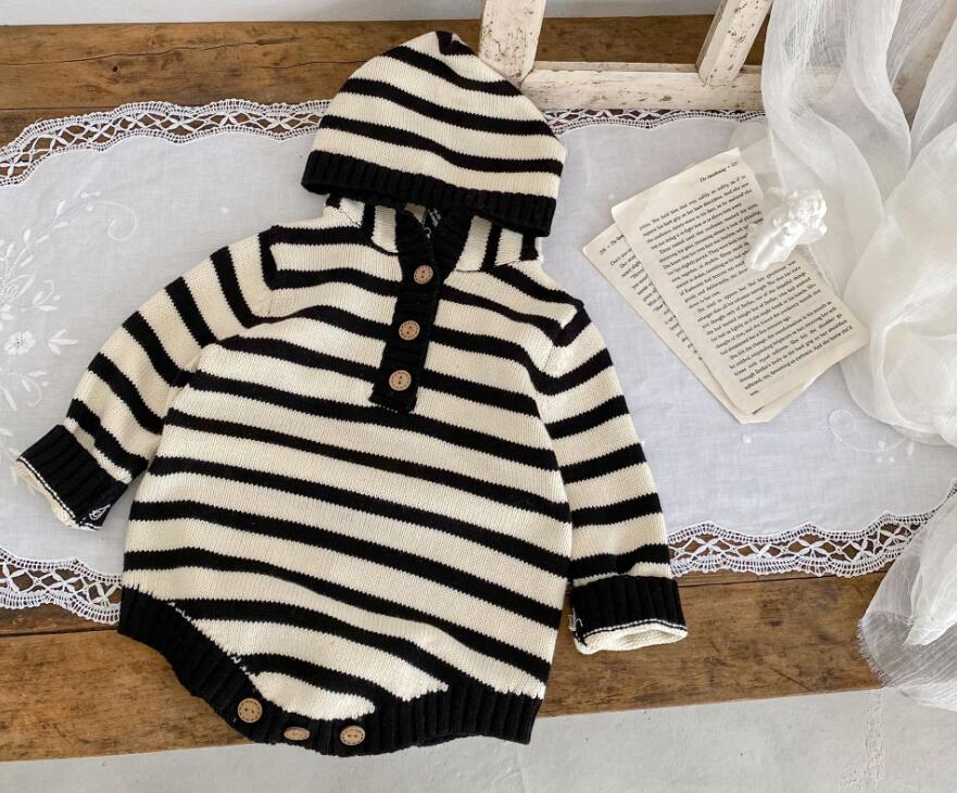 Ins Nouveau Joue d'automne de printemps mignonnes Enfants enfants ￠ manches longues noires blanches ￠ capuche ￠ capuche ￠ capuche en tricot b￩b￩ grimpe 100% coton