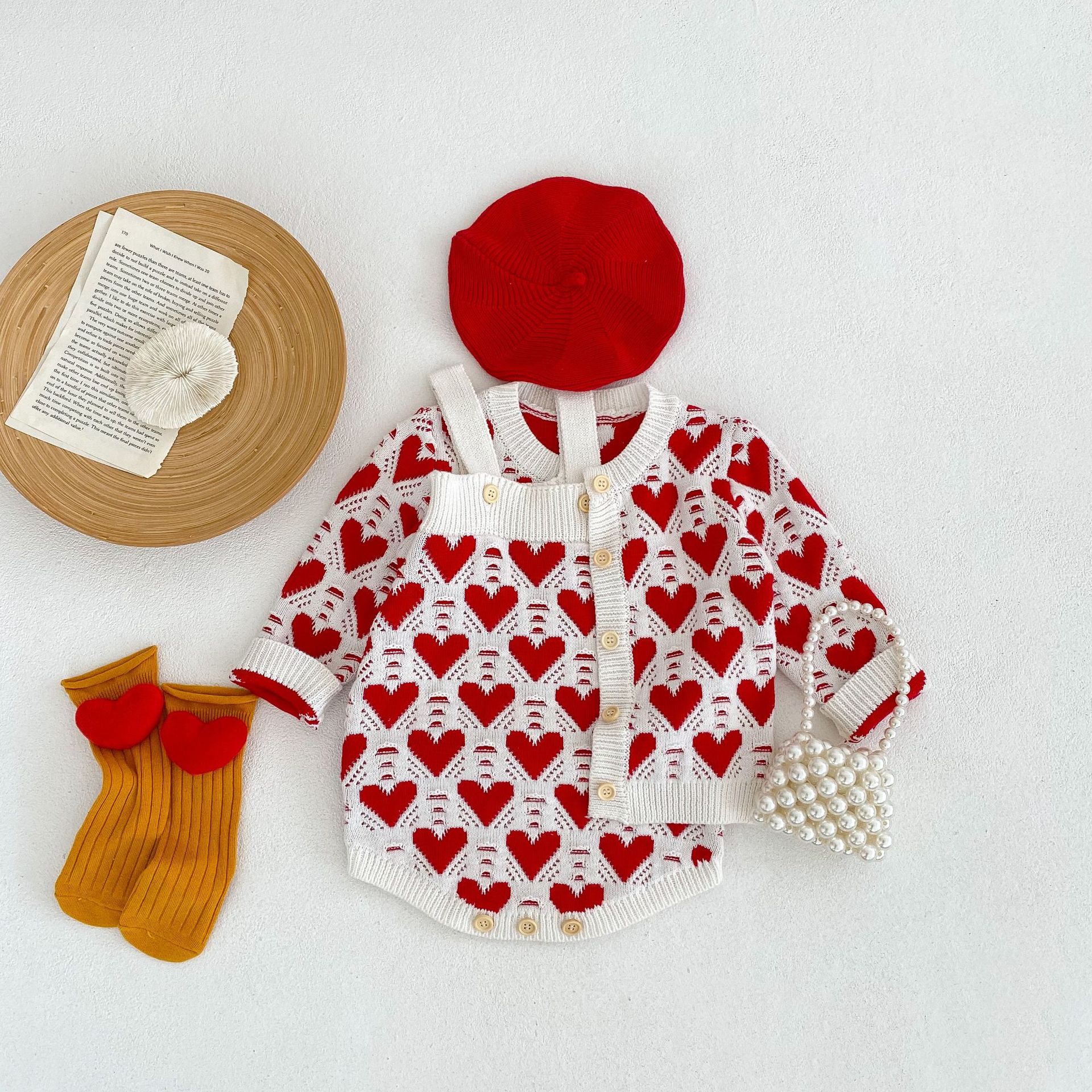 Ins sevimli bahar sonbahar örgü giyim setleri çocuklar uzun kollu kırmızı aşk kalp hırka romper bebek kıyafetleri% 100 pamuk