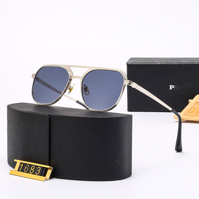 N111 Ny modedesigner Sunglass Kvinnors avancerade solglasögon finns i många färger