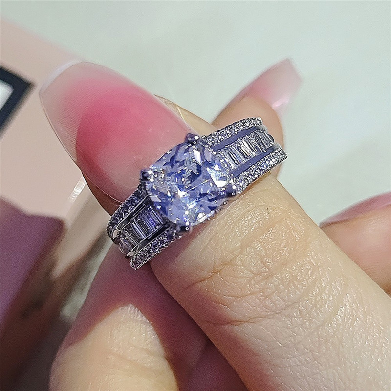 Choucong Unique Wedding Rings Luxury Jewelry 925 Sterling Silver Cushion Shape White Topaz CZ Diamond Gemstones Eternity Party Wom2840