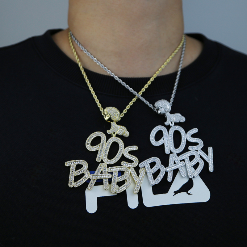 Schattige jongen borgtocht hanger nieuw ontwerp hiphop sieraden volledig verharde 5a kubieke zirkonia cz iced blingbrief 90's baby hangers ketting