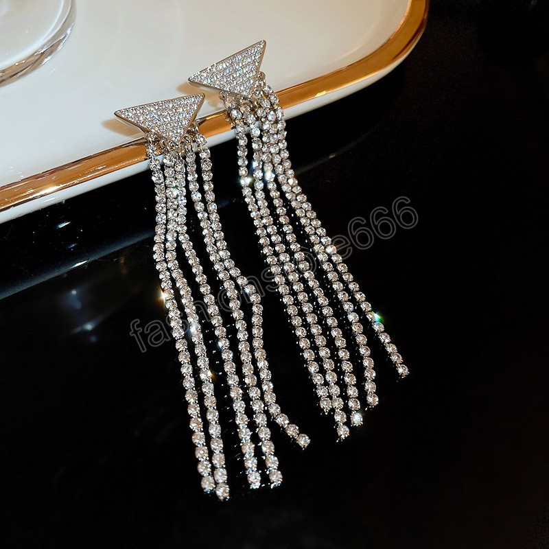 Boucles d'oreilles géométriques personnalisées avec chaîne en diamant et Zircon pour femmes, bijoux pendants de mode coréenne, cadeaux quotidiens de fête d'anniversaire