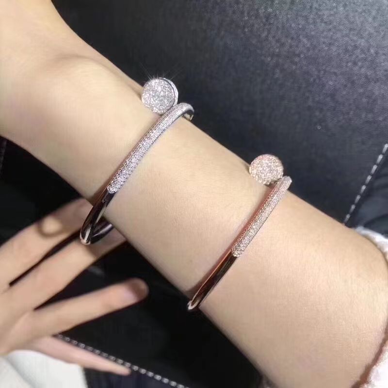 2022 Marque Classique Full Diamond Cuff Nail Bracelet Mode Couple Amour Bracelet pour Hommes Femmes Designer Premium 316L Titane Acier Bracelets Bijoux