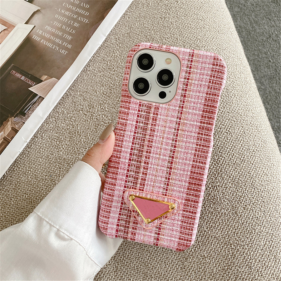 Lyxtelefonfodral med rosa grön designer Phonecase Golden Letters Case Leather Socksäkert täckskal för iPhone 15 15Pro 14 14Plus 13 12 11 Pro Max Case