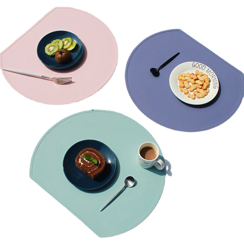 Tjocka bordstabletter i silikon Tvättbara bordsunderlägg för matbord Halksäkra mattor Värmebeständig bordstablett