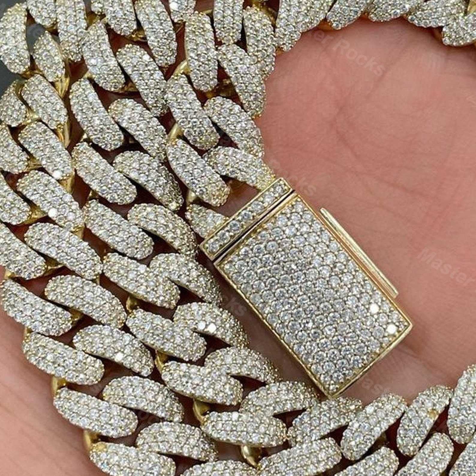 12 -миллиметровое 3 -й VVS Moissanite Cunded Miami Cuban Link Chain 925 Серебряное серебряное серебро Moissanite Iced Out кубинская цепь341H