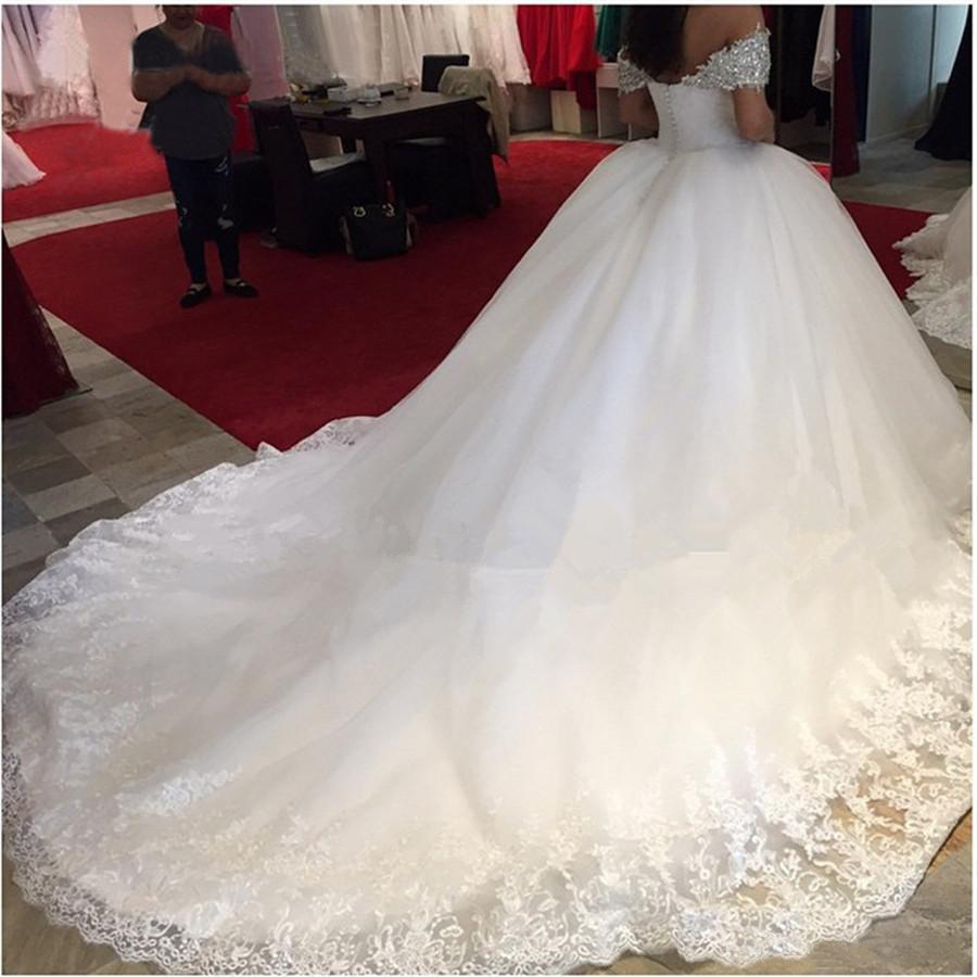 Fora do ombro Cristais pesados ​​vestidos de baile vestidos de noiva de renda Princesa Vestido de noiva com trem longo