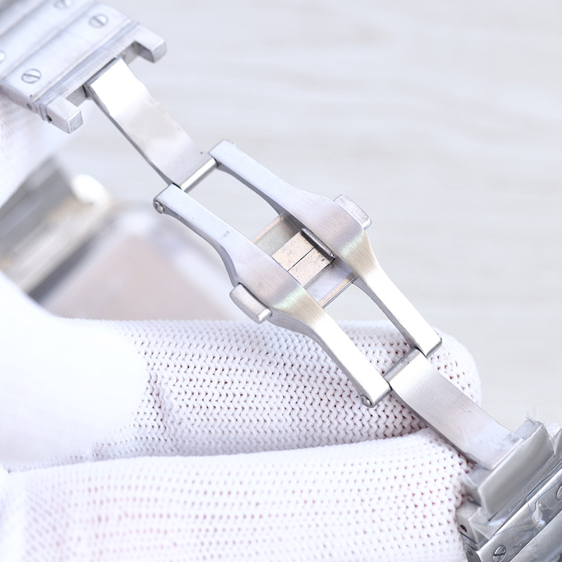 Klocka Automatisk mekanisk rörelse Designerklockor Herrarmband Business Armbandsur Rostfritt stål Armband 40mm Montre de Luxe