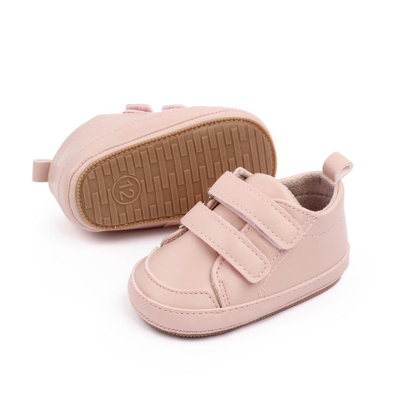 New Spring Pu neonati in pelle scarpe infantili Toddlers antiscivolo Scarpe da mocassino neonato Colore misto Primi camminatori