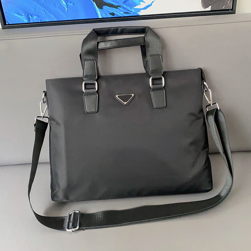 Valigetta di design Borsa laptop in nylon Uomo Donna Borsa da lavoro a spalla Borse da uomo Borsa a tracolla Valigette di marca di lusso Frizione221x