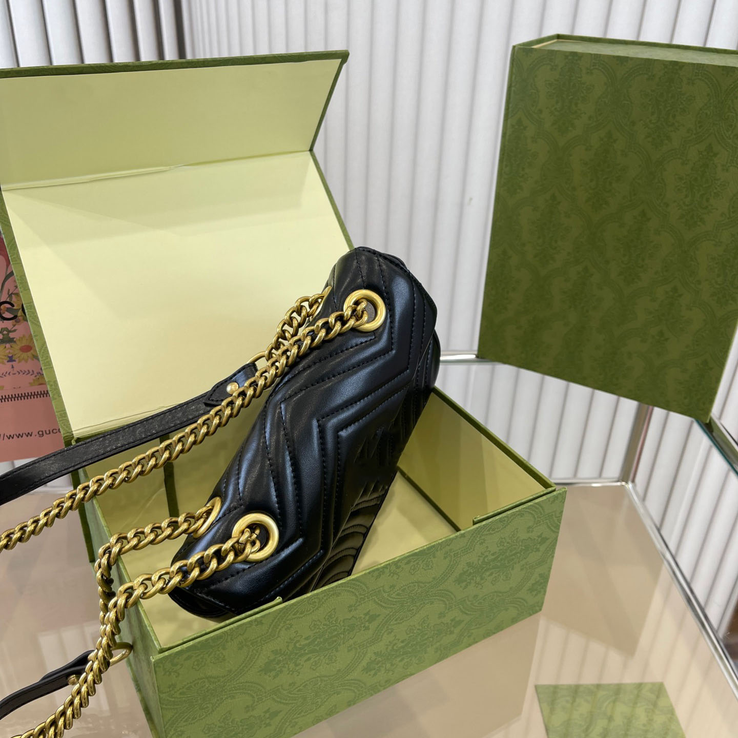 2022 Nya väskor Klassiska kvinnors handväskor damer Lyxig högkvalitativ läderkedja Cross Body Shoulder Bag Purse With Box276f
