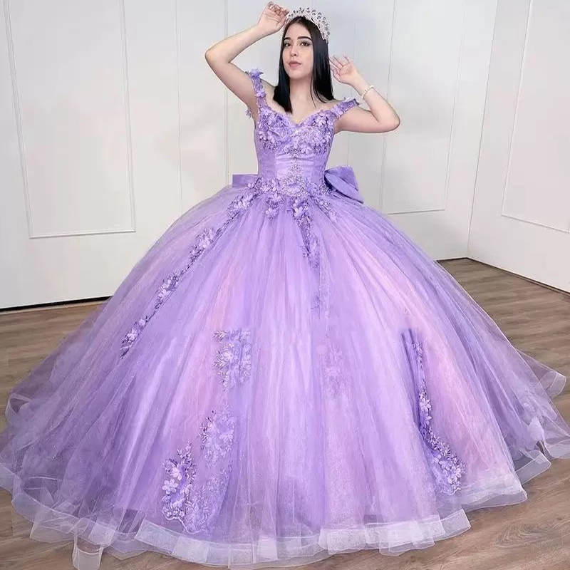 Elegantes lilafarbenes Quinceanera-Kleid Sweet 15-Kleid mit großer Schleife, schulterfrei, Ballkleid, Blumenmuster, Ballkleider 2023, Aschenputtel-Korsett, formelle Partykleider, XV Anos