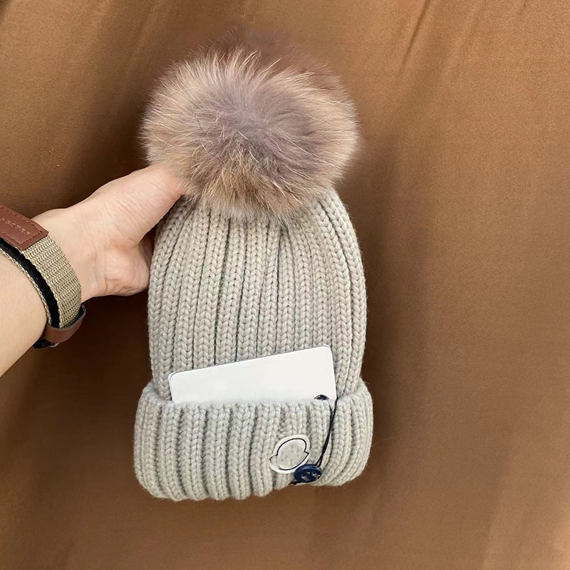 Chapéu de malha de pele com pompom Estilista de moda boné de caveira letras gorro masculino e feminino caxemira unissex de alta qualidade